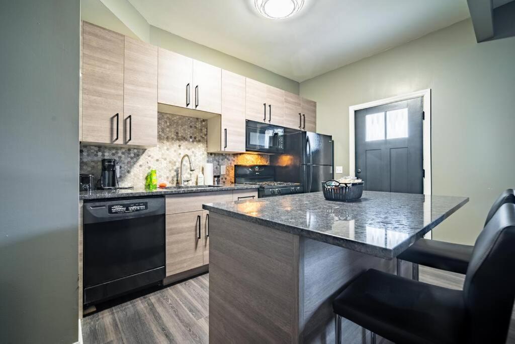 Apartmán Walkable Gem In Little Italy Cleveland Exteriér fotografie